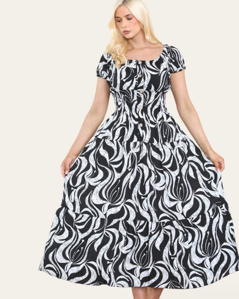 Paula Printed Maxi Dress in Black (8-18)
