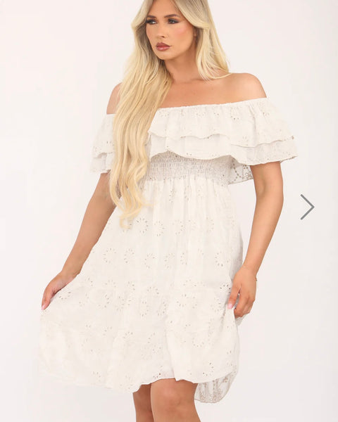 Lauren Bardot Dress in Beige (8-16)